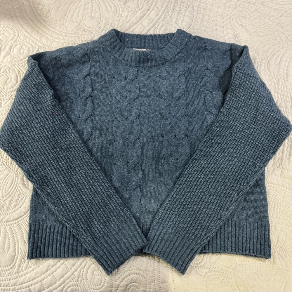 Juniors Blue Cable Knit Sweater